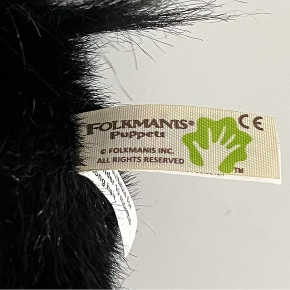 Folkmanis Skunk & Beaver hand puppet plush stuffed animal - Picture 4 of 7